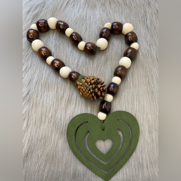 Handmade pine cone wreath / wooden basin garland - Picture 5 of 7